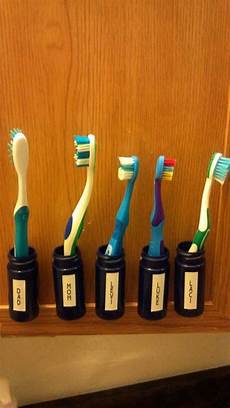 Tootbrush holders