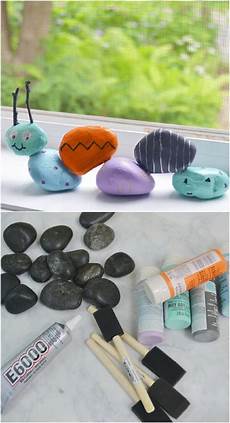 Paint brushes