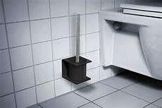 Wc brush
